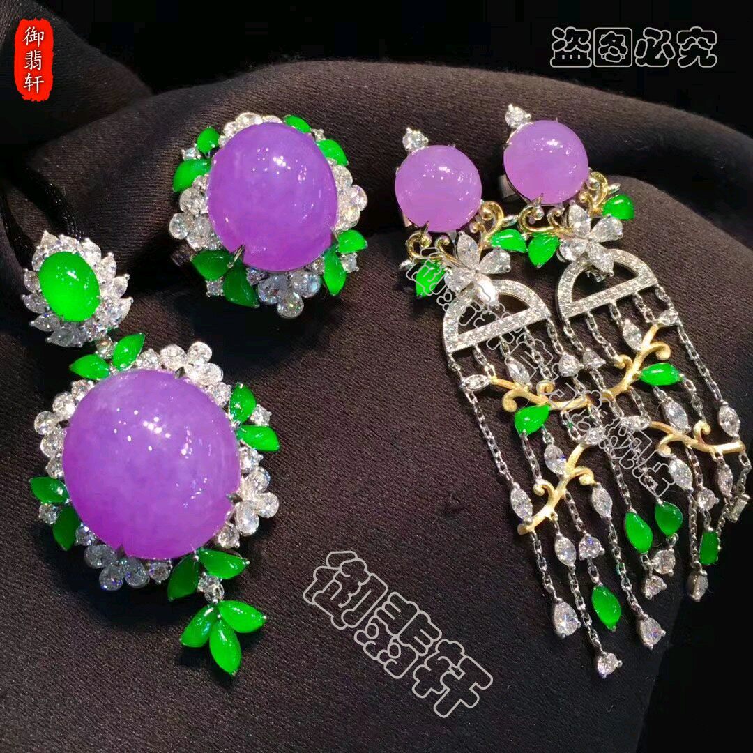 Royal Feixuan jewelry necklace Female jade pendant bracelet Crystal 925 silver inlaid ring Emerald green jade with set pieces