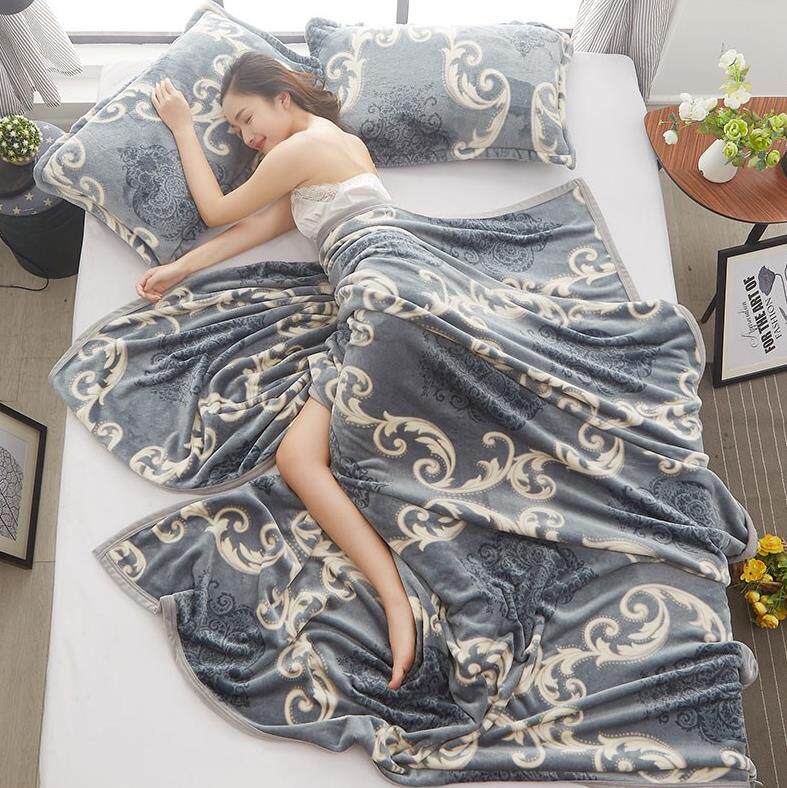 Summer Summer without static fur towels Coral Suede Cold No Fade Small Blanket Polyester Fiber Afternoon Nap Blanket Warm Air Conditioning Blanket