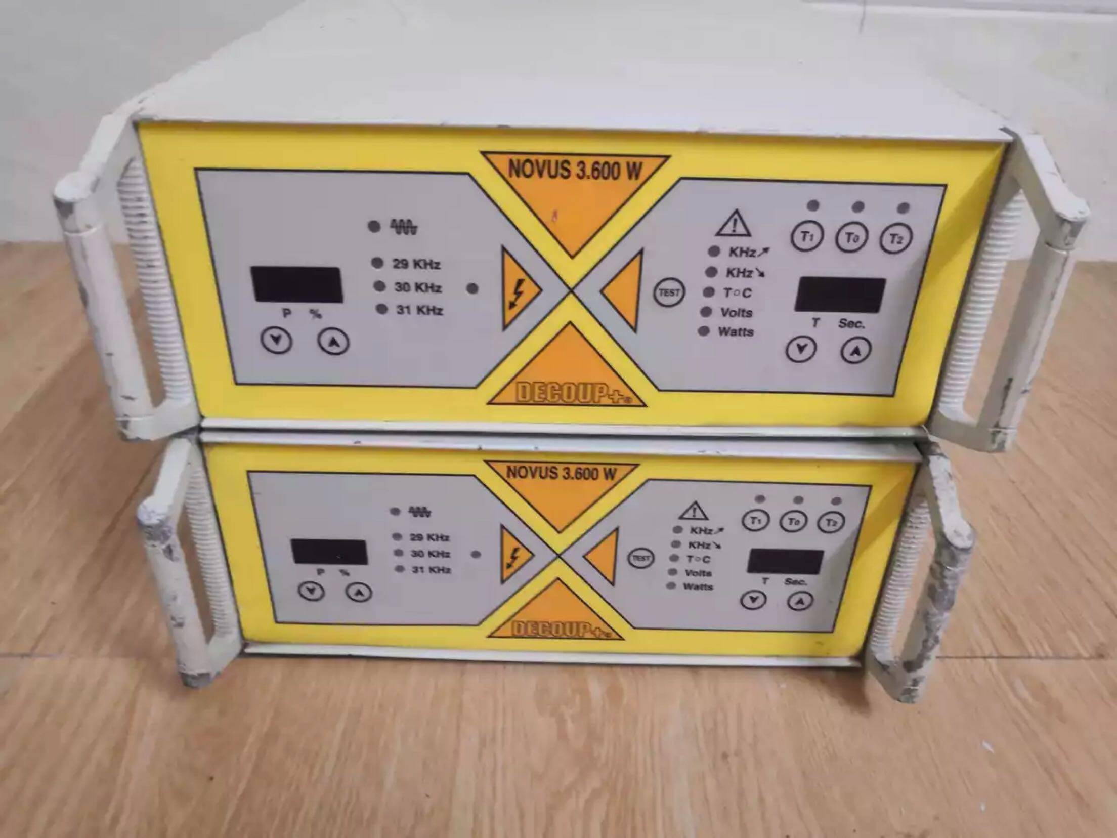 The boss who needs to import equipment from France's De Kupp decouup needs to contact a total of two units.