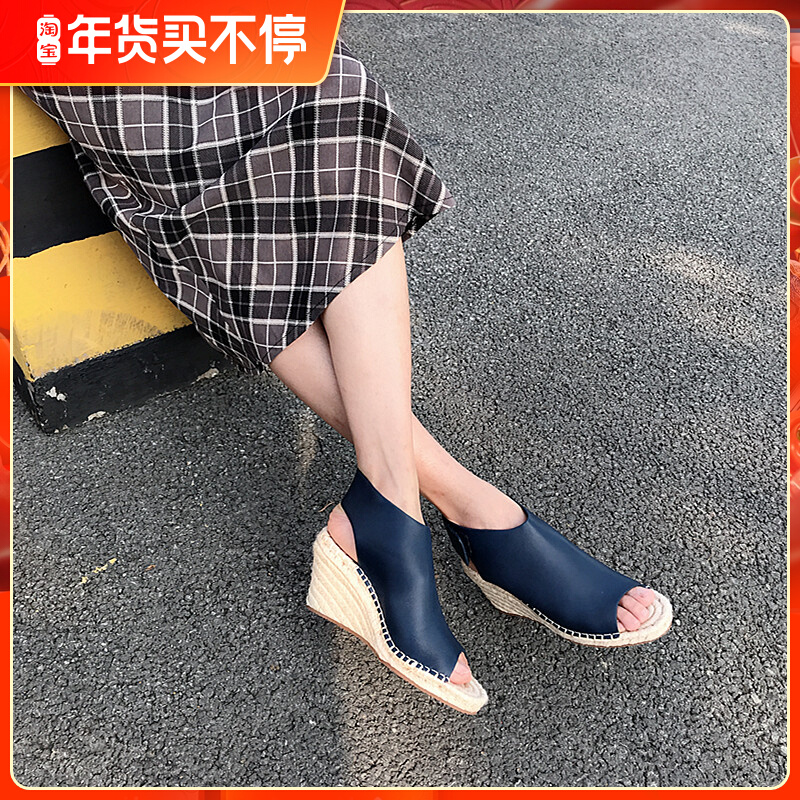 Thick-soled wedge sandals women's 2021 summer new high-heeled fish-mouth waterproof platform Joker hook and loop straw cake shoes