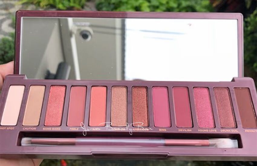 Spot Urban Decay 18 New Naked Cherry 12 Color Cherry Eyeshadow Lipstick Pen phấn mắt morphe