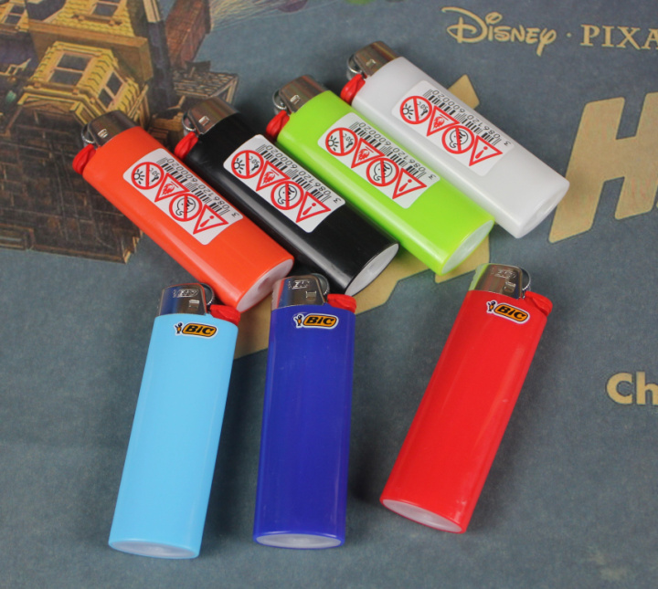 Pháp nhập khẩu BIC bic light Creative dùng một lần bánh xe nhẹ j5 mini nhẹ hơn - Bật lửa bật lửa zorro