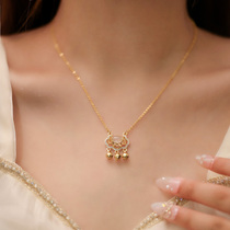 Shake-up with the same Xiang Yunyi Ruyi The safe lock necklace with small crowd light and luxurious bell long life lock pendant gift to send girlfriend Autumn