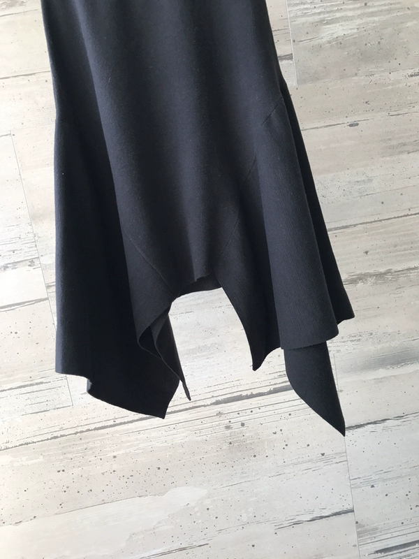 Vclua váy eo cao nữ 2019 xuân mới đen mỏng đan váy dài bất thường - Váy