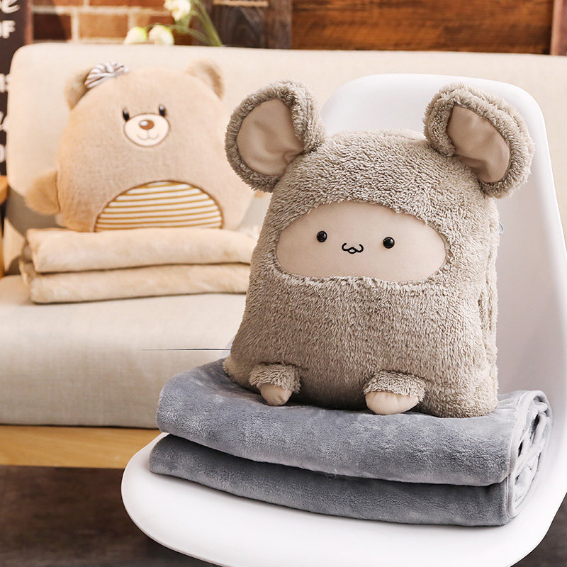 Car folding blanket Pillow Quilted for use with pillow cushions Multi-function Three-in-one office Nap Warmer with Sleeping Warmer