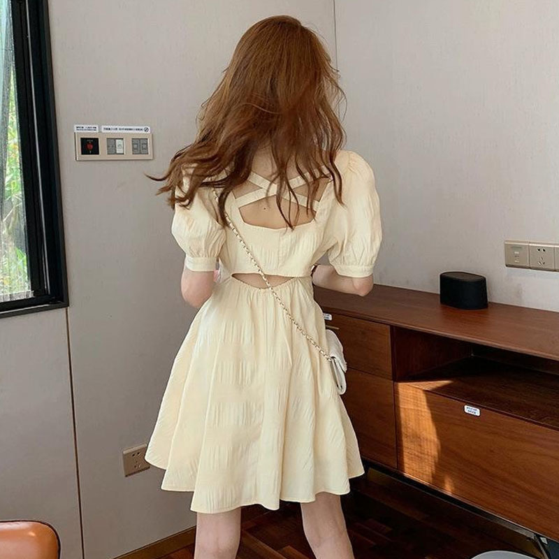 Small New Style 2025 Spring and Summer French First Love Sweet Puff Sleeve Backless Slim Short-Sleeved Dress for Women Small New Style 2025 Spring and Summer French First Love Sweet Puff Sleeve Backless Slim Short-Sleeved Dress for Women