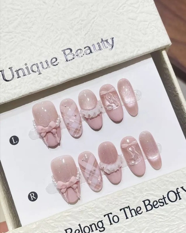 French-Style Bowknot Berry Milk Cap Cat-Eye Pearl Girly Nail Stickers Handmade Detachable Fake Nails