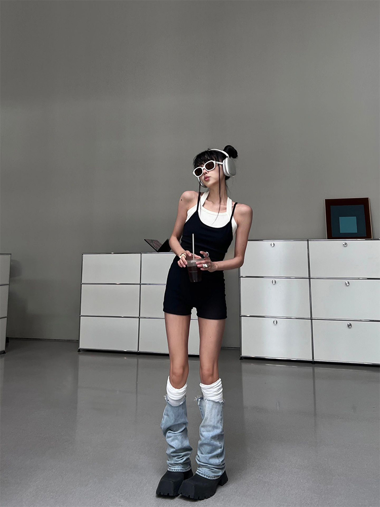 <!--设计感假两件吊带连体衣休闲短裤女装夏小个子紧身阔腿裤五分裤子-->
