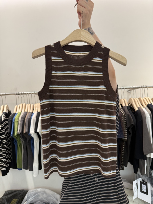 2026 Early Autumn New Style Comfortable and Versatile Colorful Striped Wool Knit Vest Inner Layer Sleeveless Top 6100 2026 Early Autumn New Style Comfortable and Versatile Colorful Striped Wool Knit Vest Inner Layer Sleeveless Top 6100