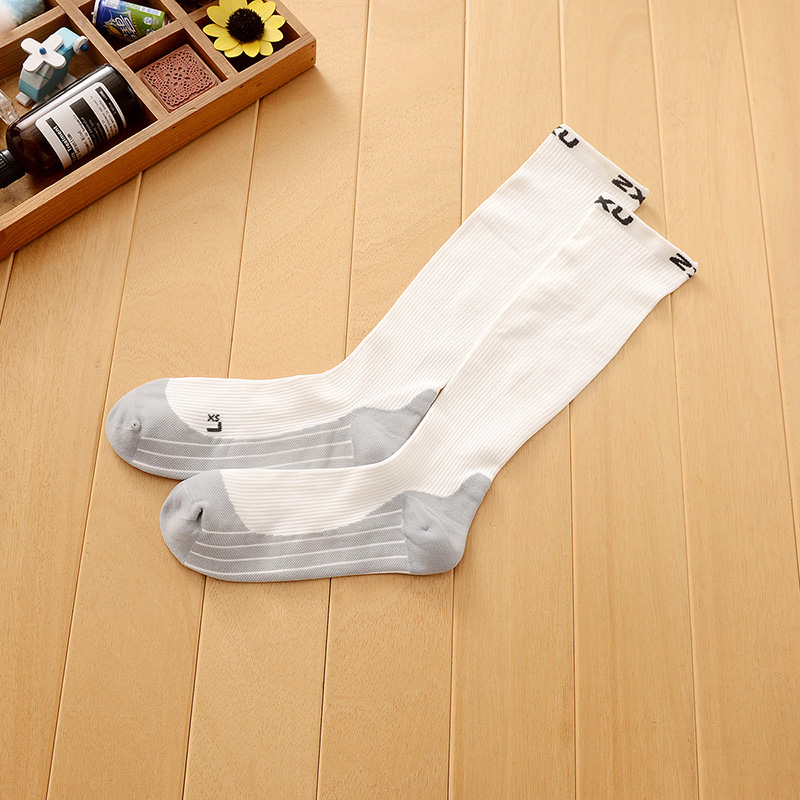 Men and Women's Same Cost-Compressed Stocks Bicycle Sports Socks Travel Travel Travel Travel