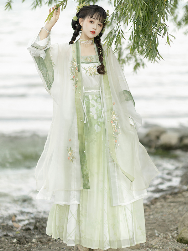 Han Dynasty-Style Tassel Floral Song Dynasty Hanfu Women's Long Gown Half-Sleeve Double-Breasted Long Shirt Pleated Skirt Suspender Spring, Autumn, Summer