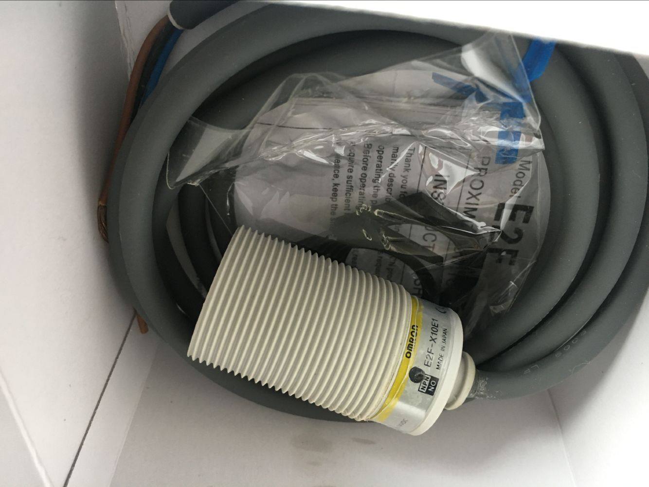 Waterproof proximity switch E2F-X5Y1 X5F1 X5F1 X10E1 X10F1 X10F1 X2E1 X2E1 X2E1