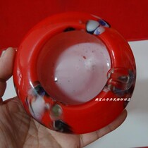 The old ashtray 80s red glass glass floating piece of folk nostalgia collection movie props physical photos