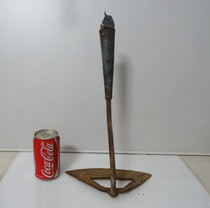 Old agricultural furniture old iron ware old hoe head of the last century old objects in kind photos to ship nostalgic old collection of antique swing pieces