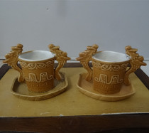 Antique modeling old wine glass Cultural Revolution Tangshan porcelain dragon and phoenix double ear cup old wine porcelain ornaments a pair of price physical photos