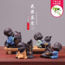 Creative ceramic hydroponic plants flower ornaments New Chinese office coffee table desktop small monk tea pet ornaments