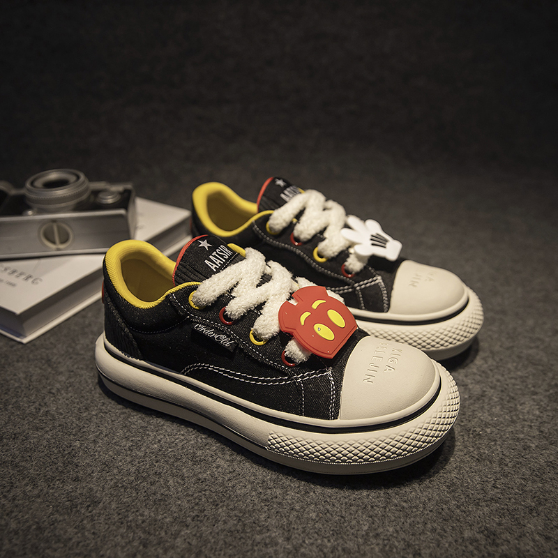 National Trend Mickey Collaboration 2026 Spring New Large Black Canvas Shoes Unisex Thick-Soled Couple Casual Sneakers