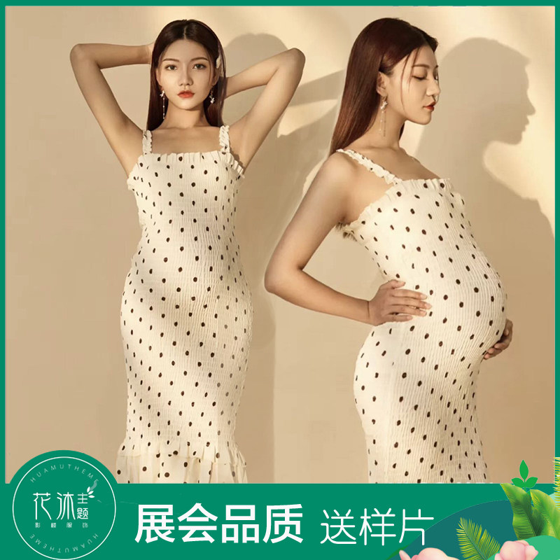 Flower Lotion New Photo Gallery Photography Po Dot White Elegant pendant with dress pregnant woman posing for a costume gestation Mummy is really sexy