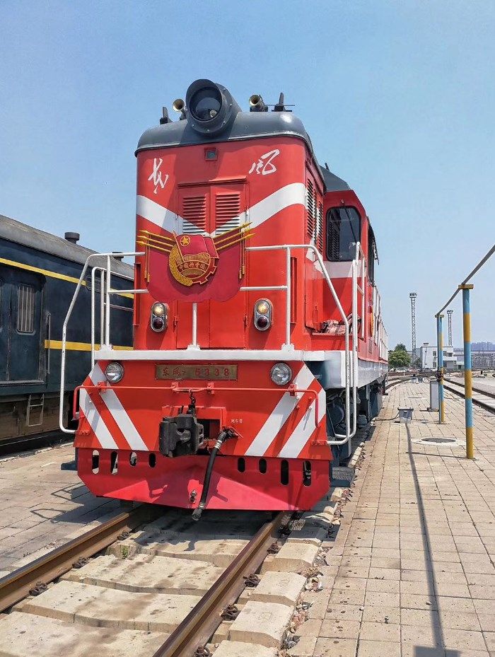 Is the piko ho 52710 dongfeng 7c model train worth collecting? 🌟 In ...