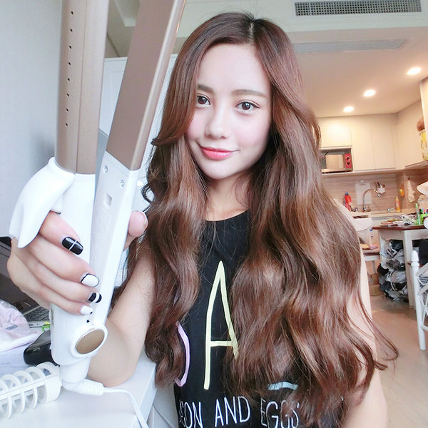 RIWA 雷瓦 RB-950A 陶瓷卷发器 优惠券折后￥39包邮（￥49-10）送防烫手套+发夹+小梳子