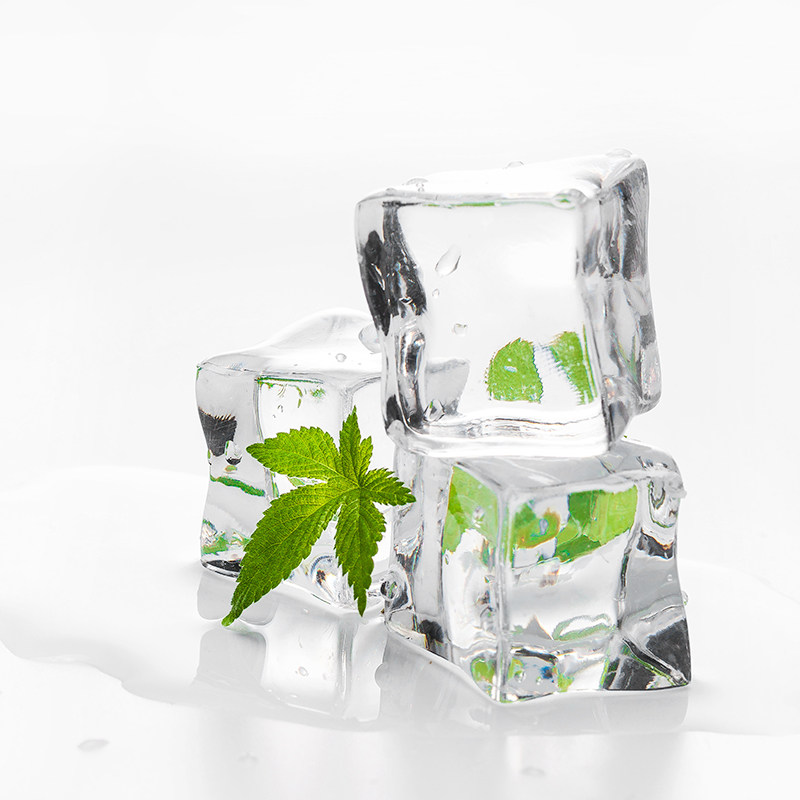 Photography Props Ice Block Simulation Shooting Props Acrylic Fake Ice Cubes Single Grain Crushed Ice Pendulum pieces Ice Pendulum pieces Photography Props Transparent Wine water Drink Drink Photography Swing Pat Assisted Equipment