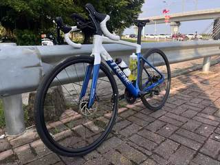 Meihanda's lucky carbon fiber road bike is super light and fast