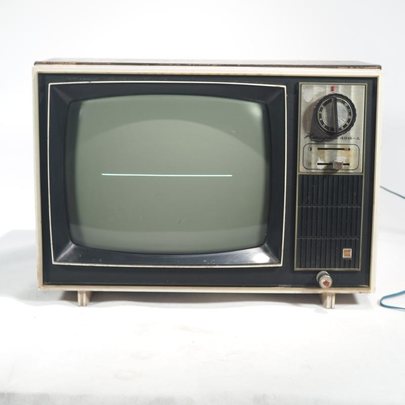 怀旧老式1970年代凯歌12寸黑白电视机怀旧民俗老物件木壳机身摆件评价