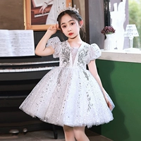 Девушка белая