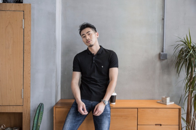 Sức mạnh mùa hè gia súc mới POLO áo sơ mi nam tay ngắn màu sắc thon gọn áo phông có cổ