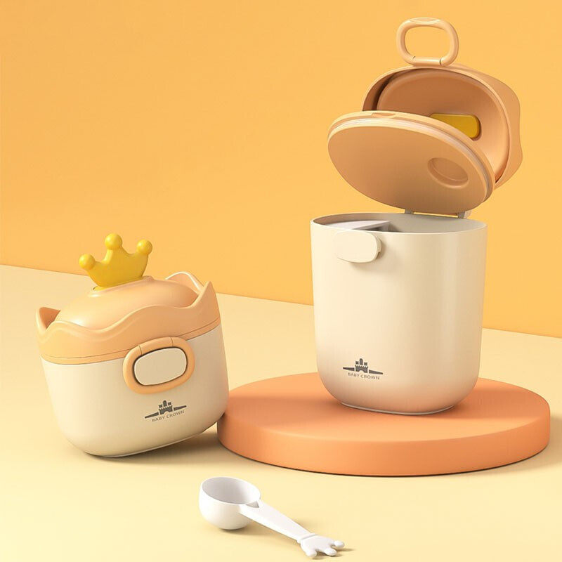 Japanese baby milk powder box portable to carry sealed moisture-proof rice flour sub-food small number split g storage tank