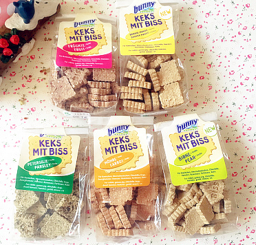 German Bunny molar rabbit rabbit chinchilla hamster bear gerbil 50g whole pack 4 pieces to try