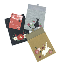 Japan original single Kyoto big name classic wind embroidery Cat flower handle Pastoral rabbit magnetic card bag Traffic card bag