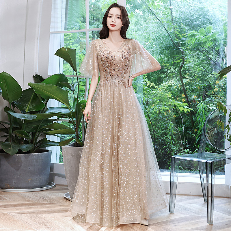 New Plus-Size Evening Dress, Elegant and Slimming, Suitable for Hosting Banquets and Performances, for Chubby Women, Plus-Size 100kg Dress, Long