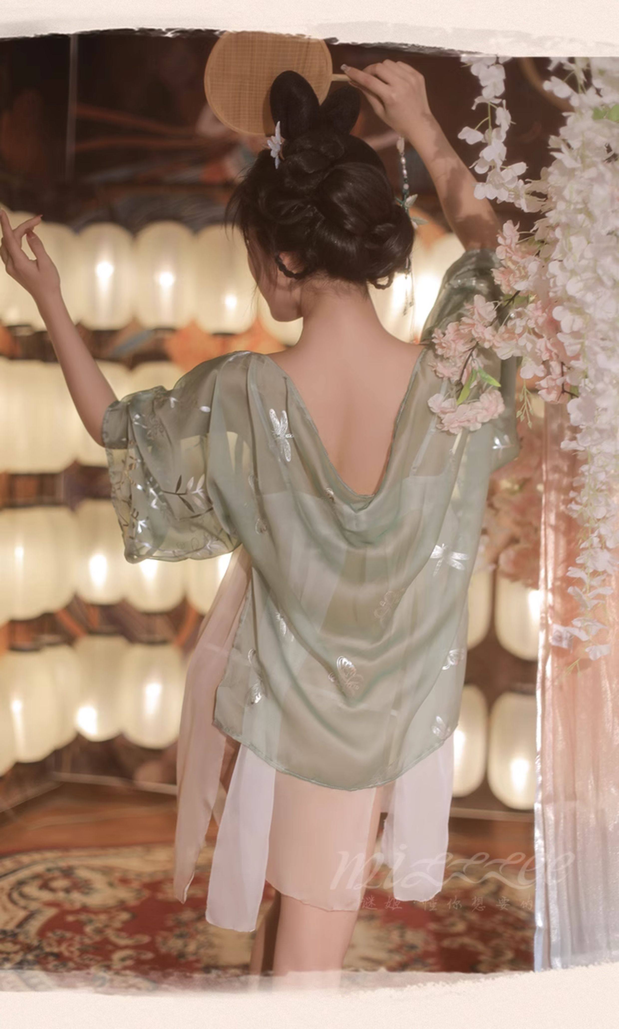 【中国直邮】 谜姬 情趣内衣 玉环 均码 (80-120斤)古风汉服 挑逗 性感 睡衣 激情 cos 免脱 诱惑装 1套【分片襦裙+披衫+T裤】