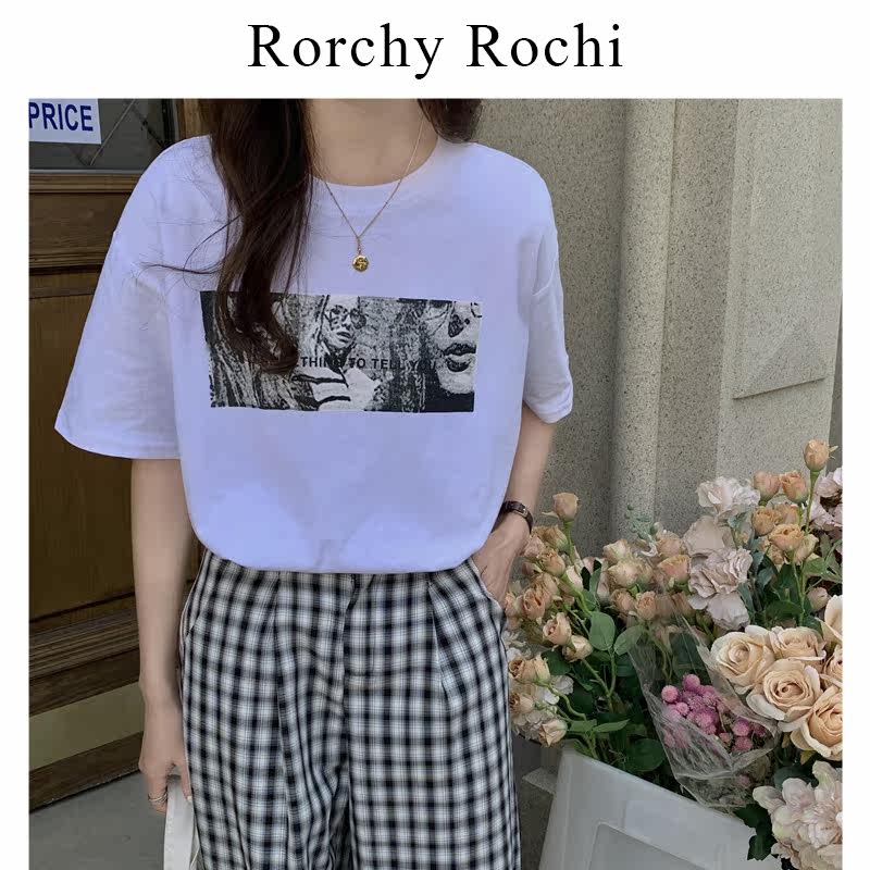 Japanese white short-sleeved women's 2022 summer and autumn new round neck design niche tops all-match thin T-shirts