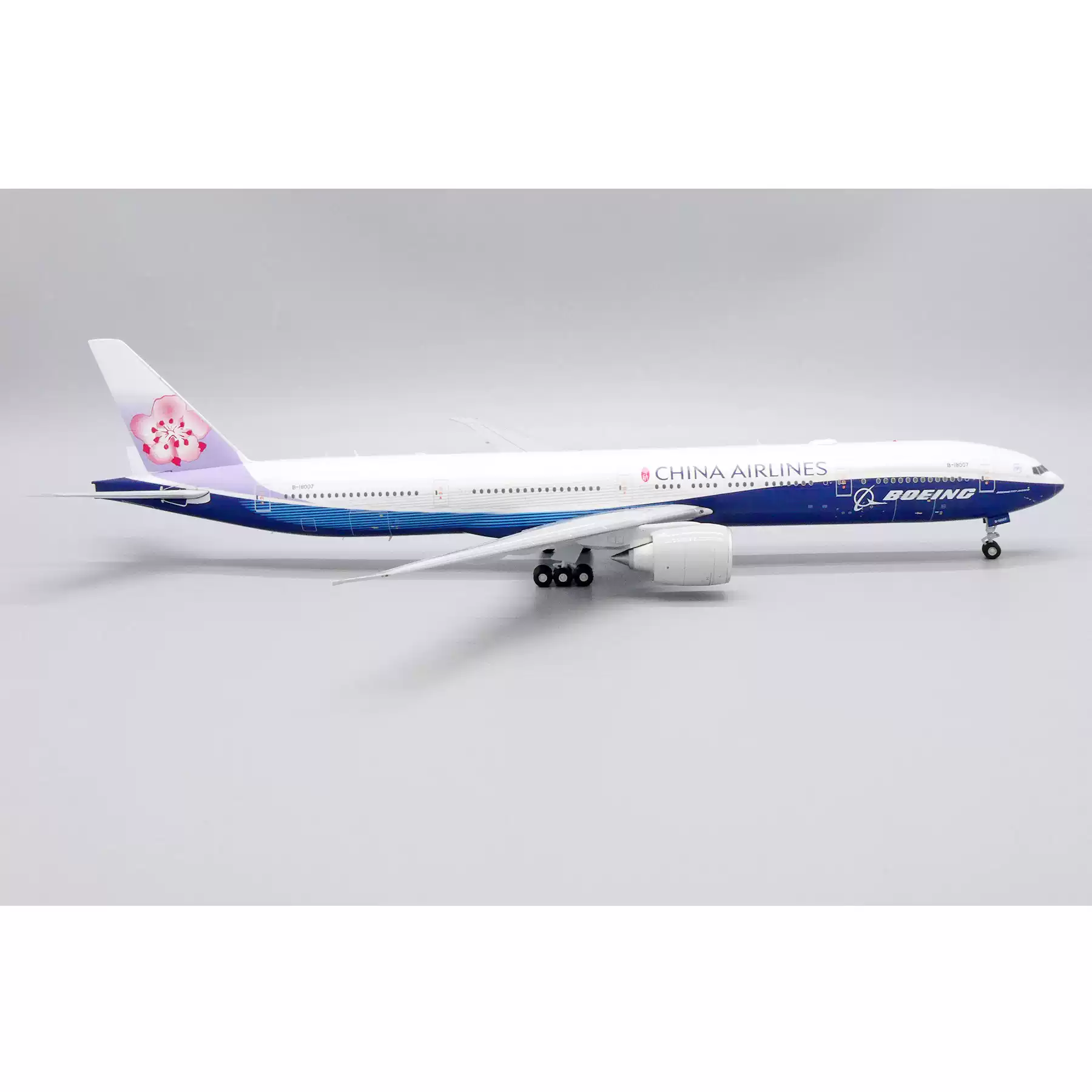 JC Wings合金飛機模型1:200比例中華航空B777-300ER收藏款