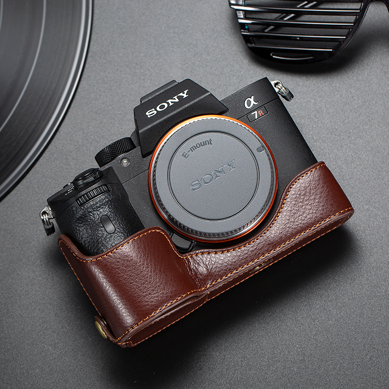 Suitable for A72 camera A72 A72 A7R2 A7RM2 A7R3 A9 A73 A7R A7R A74 A74 leather sheath dermis