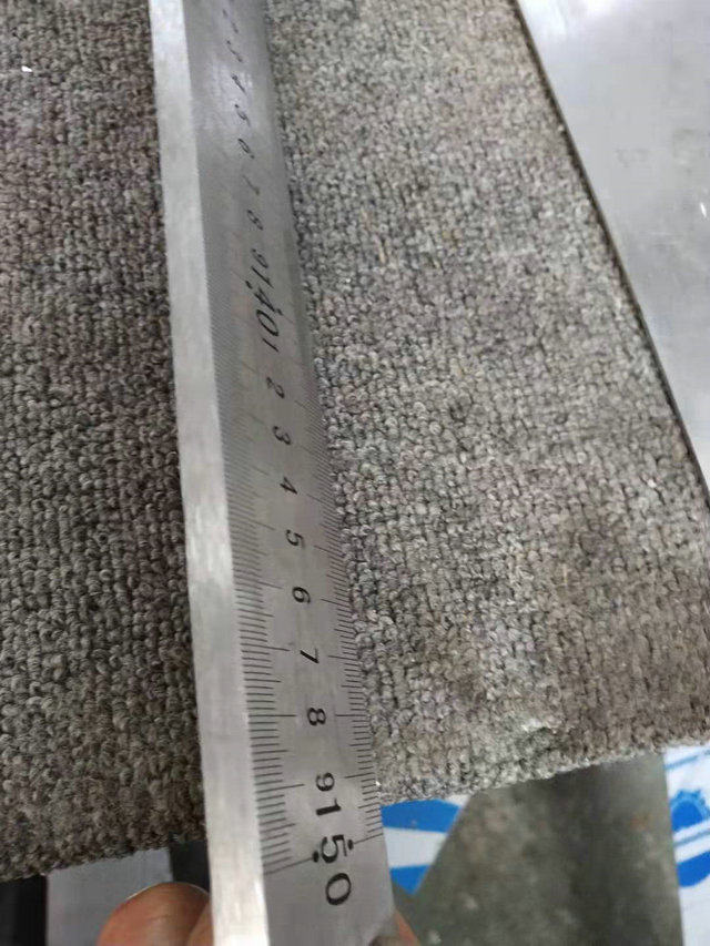 Thickened steel ruler 1 meter 1 2 meter 3mm thick 5mm 8mm 10mm thick 1 2 m 1 5 m