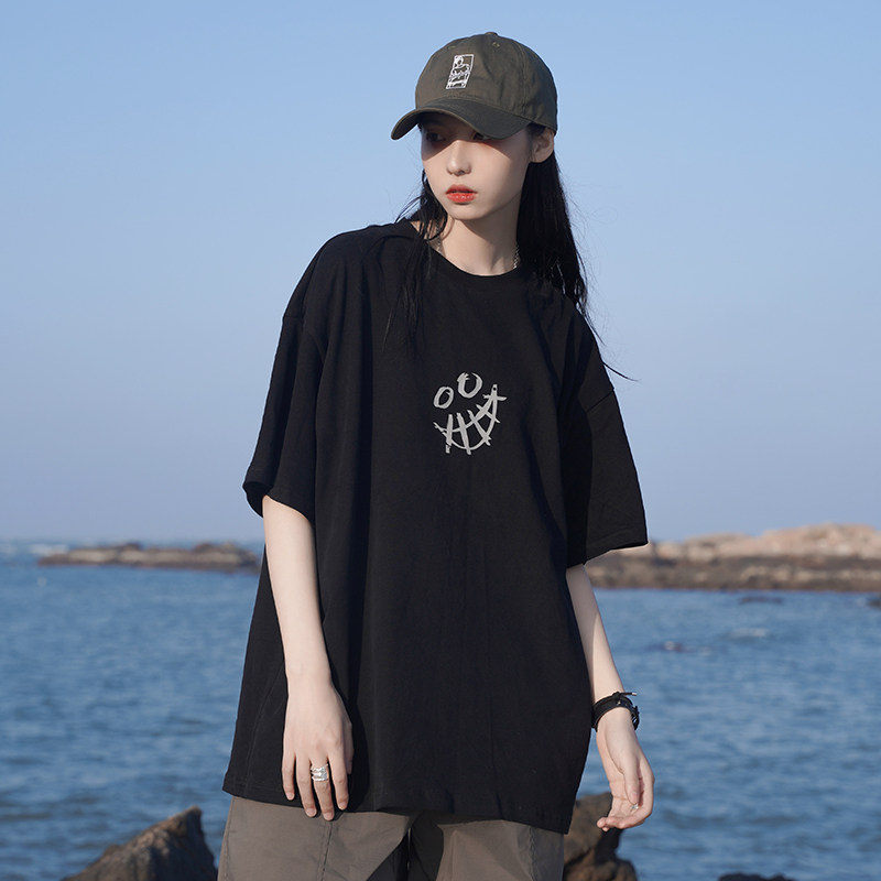 Gravity Museum) hand-painted illustration printed short-sleeved T-shirt women's 2021 summer new loose BF top