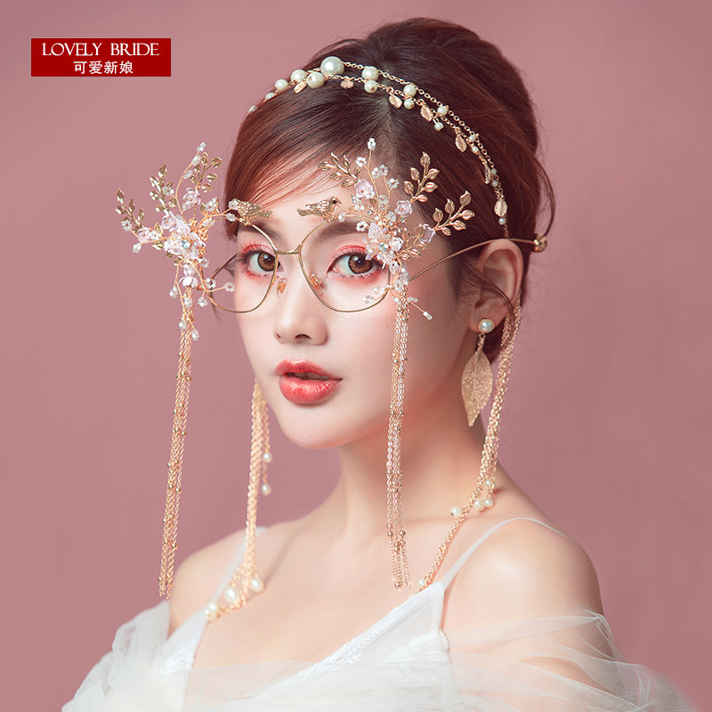 Cute bride Korean vintage gold chain hair with photographic gallery styling exaggerated glasses wedding dress taking accessories