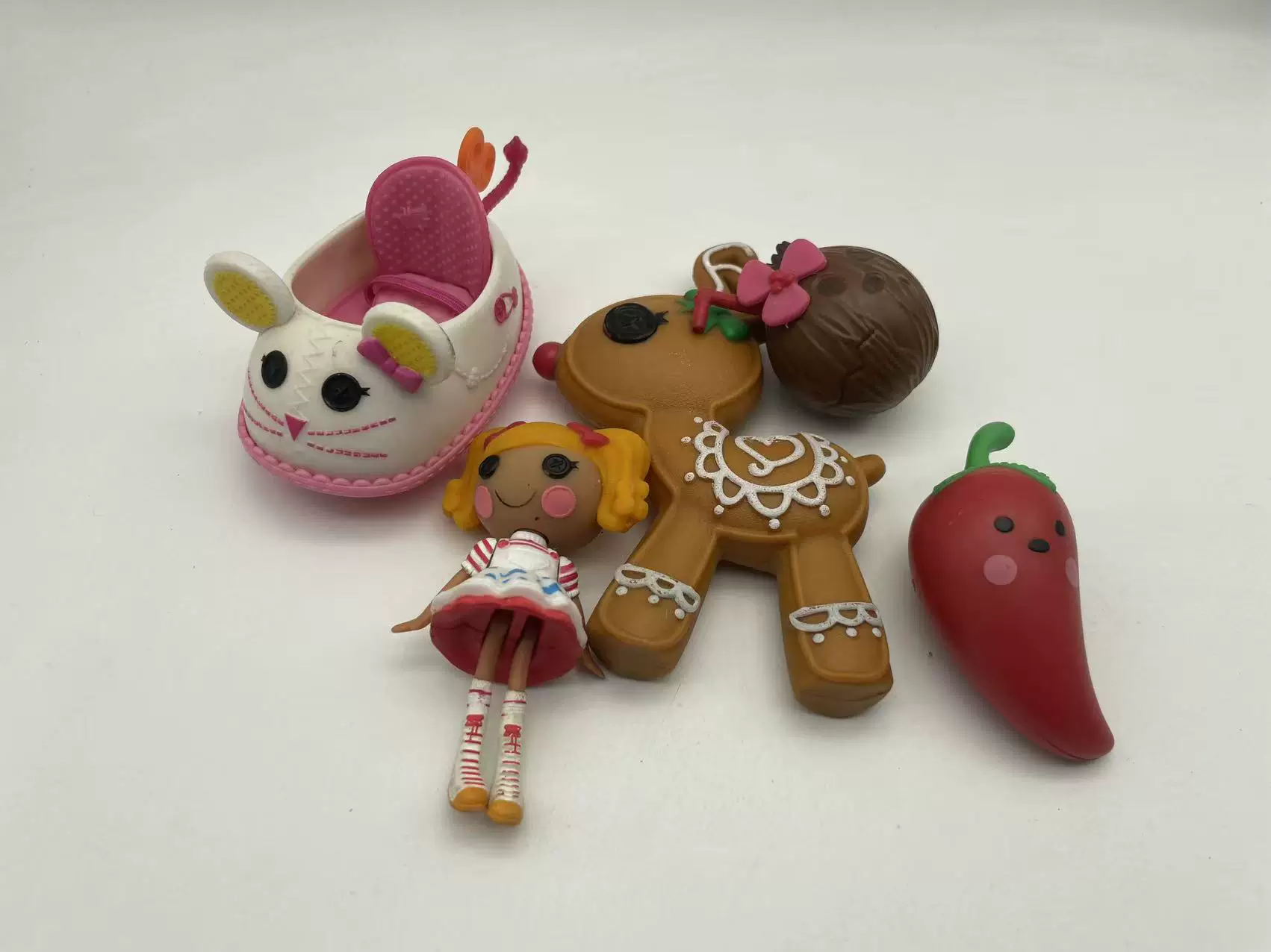 Набор кукол Lele Angel MGA mini Lalaloopsy, различные аксессуары и предметы для домика