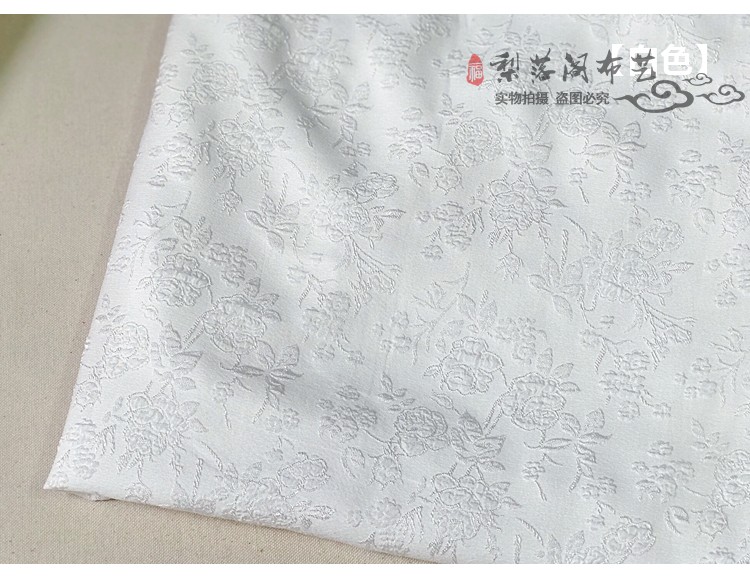 Hoa hồng dập nổi • Ming Hanfu vải ba chiều hoa ngựa mặt váy váy cổ áo áo choàng hạt tối màu quả lê rơi - Vải vải tự làm vải thô cotton