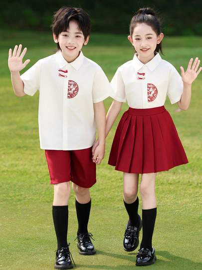 Grundschuluniformen, Aufführungsuniformen für den 1. Juni, Kindergartenuniformen, Abschlussfotos im Sommer, Klassenuniformen, Rezitationskantate, chinesischer Stil