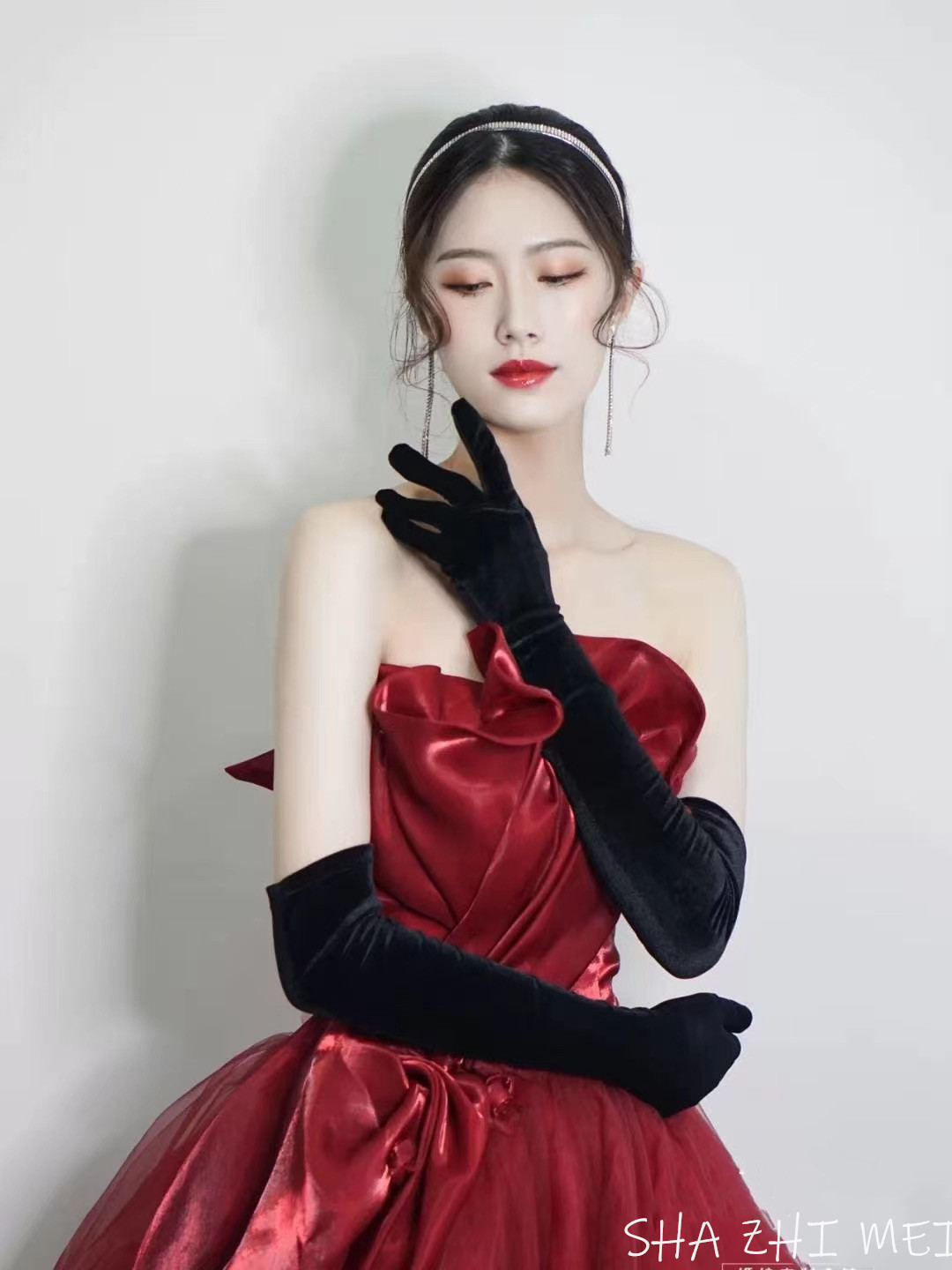 Herben Black Velvet Warm Gloves Female Gift Instrument Reception Performance Dinner Qipao Gown Silk Suede Long Version Gloves