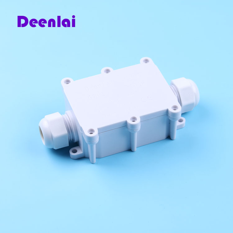Supply DeenlaiIP68 waterproof grade waterproof junction box white UV sunscreen with CE certified pick up box