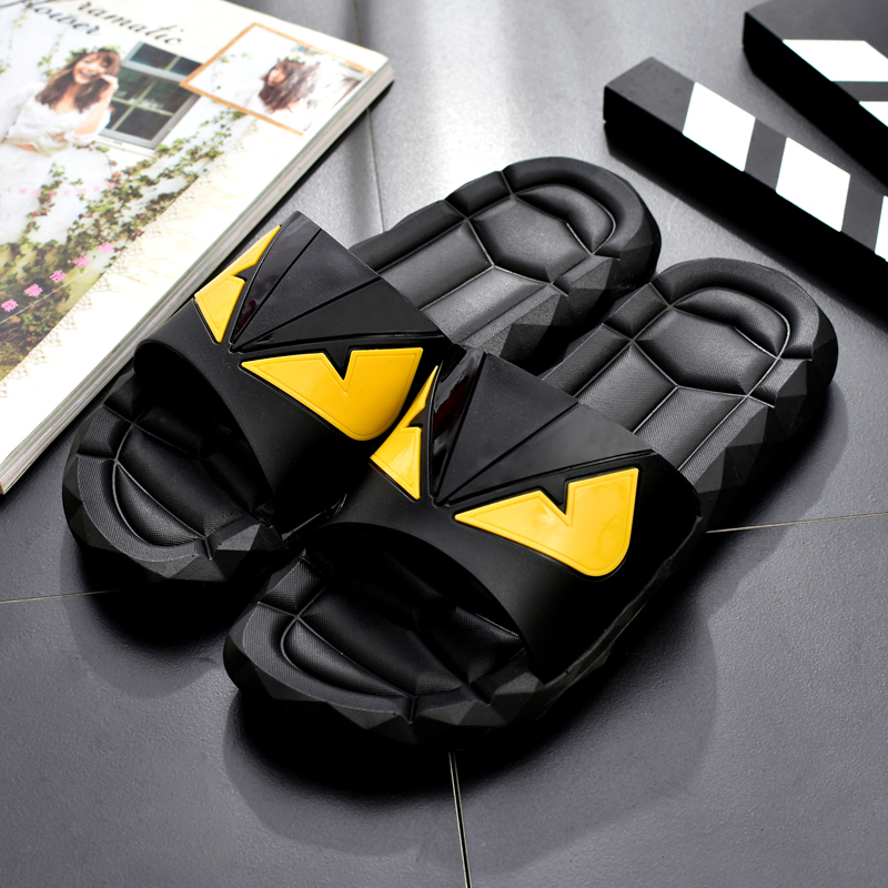 Men's Summer Korean Style Trendy Large Size Non-Slip Thick-Soled Slippers for Home and Outdoor Wear