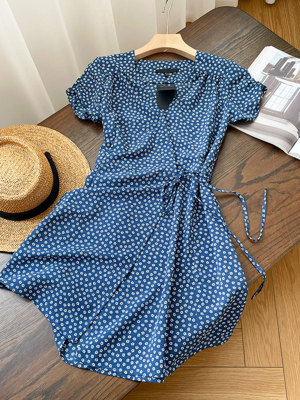Spanish Style ~ Fashionable Design, Retro, Slimming, Waist-Cinching, Tie-Up V-Neck, Printed Wrap Mini A-Line Dress