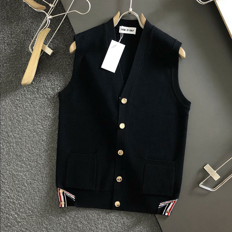 Autumn and Winter Tb Vest Knitwear Vest for Men and Women V-Neck Sleeveless Sweater Solid Color Casual Warm Jacket Trendy Autumn and Winter Tb Vest Knitwear Vest for Men and Women V-Neck Sleeveless Sweater Solid Color Casual Warm Jacket Trendy