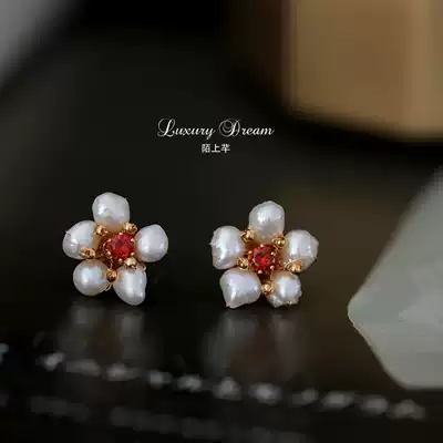 Strange simple versatile ear needle female temperament Korean personality new freshwater pearl small ear ornaments