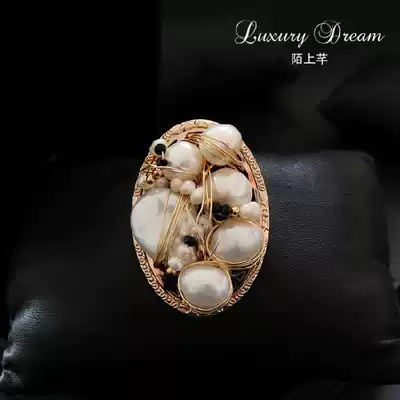 Original baroque pearl retro brooch corsage pin Korean luxury atmosphere clothing accessories Scarf buckle